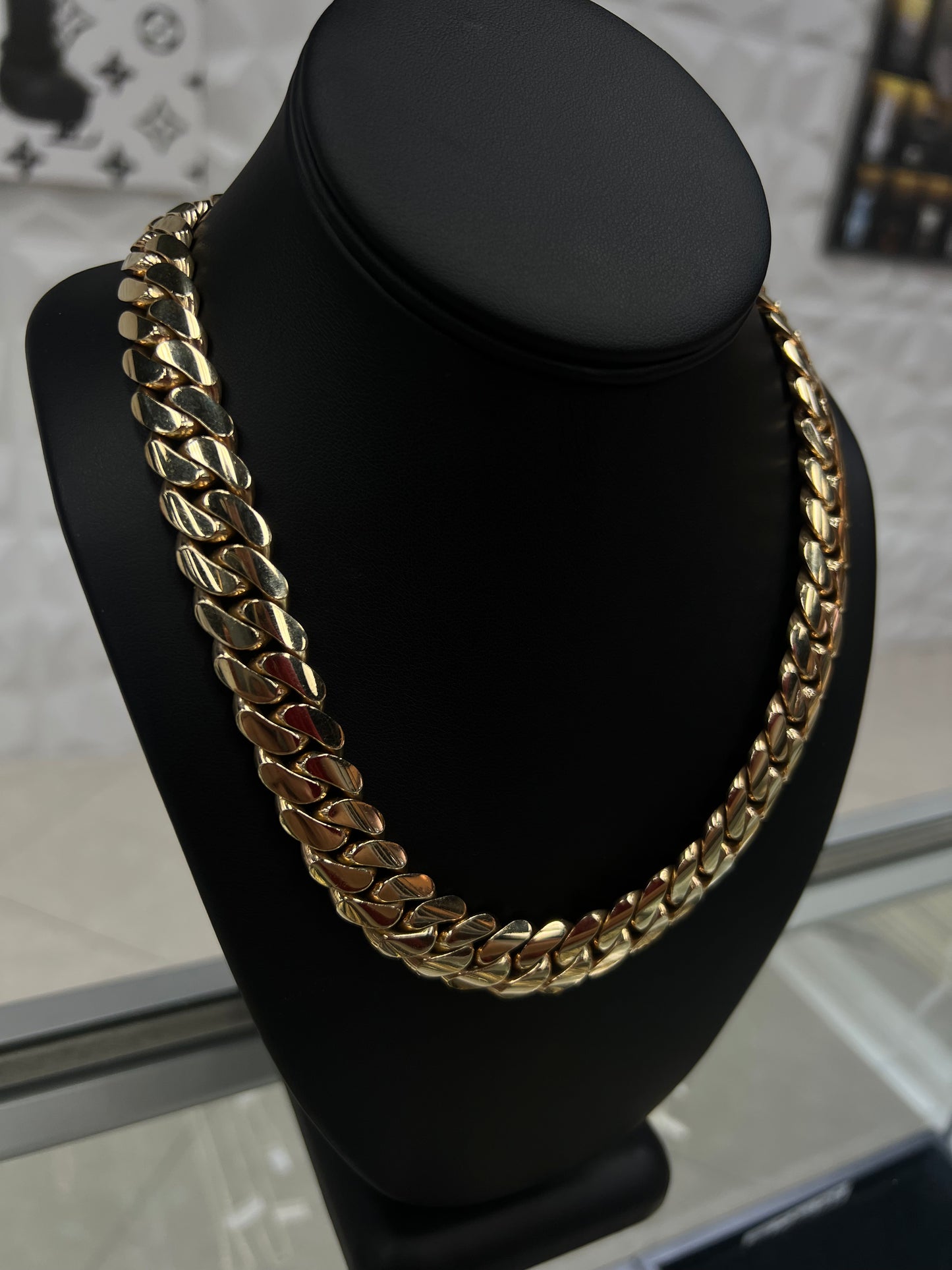 Solid 10k Miami Cuban 14.5 MM