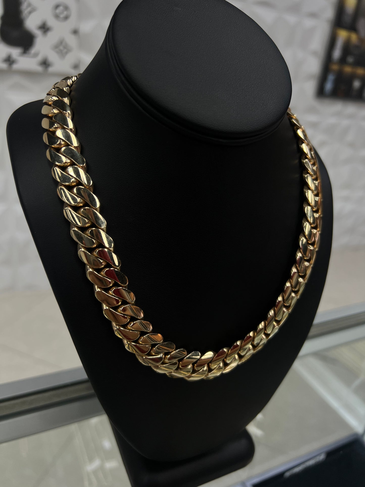 Solid 10k Miami Cuban 14.5 MM