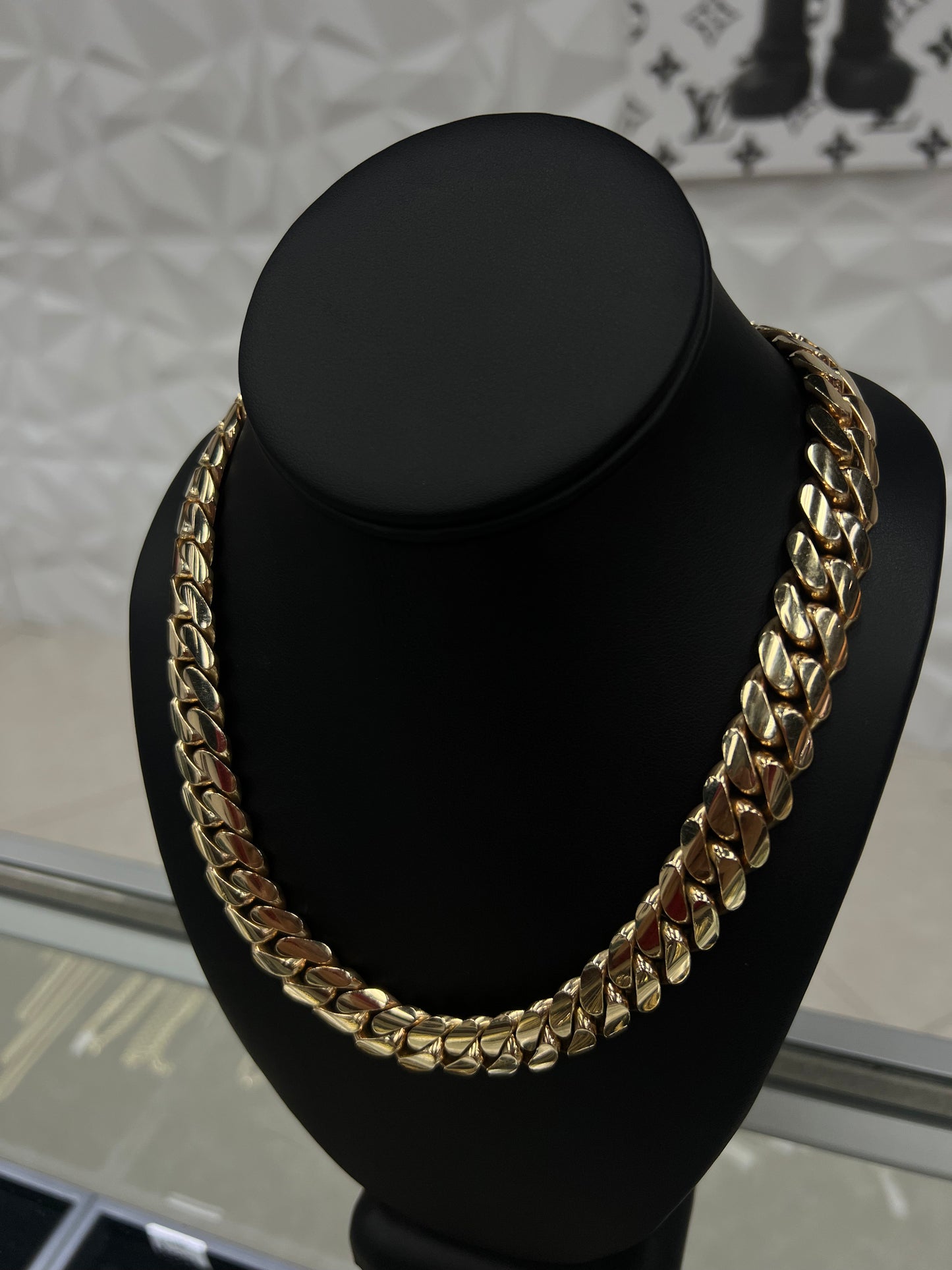 Solid 10k Miami Cuban 14.5 MM